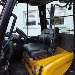 Dieselstapler Yale GDP30 VX gebraucht Yale GDP30 VX * Dieselstapler